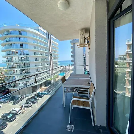 Lotus Mamaia Apartment Constanta